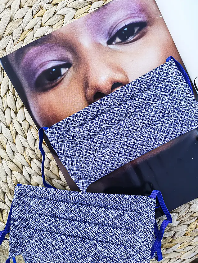 Modré rúško vzorované 100 % bavlna 