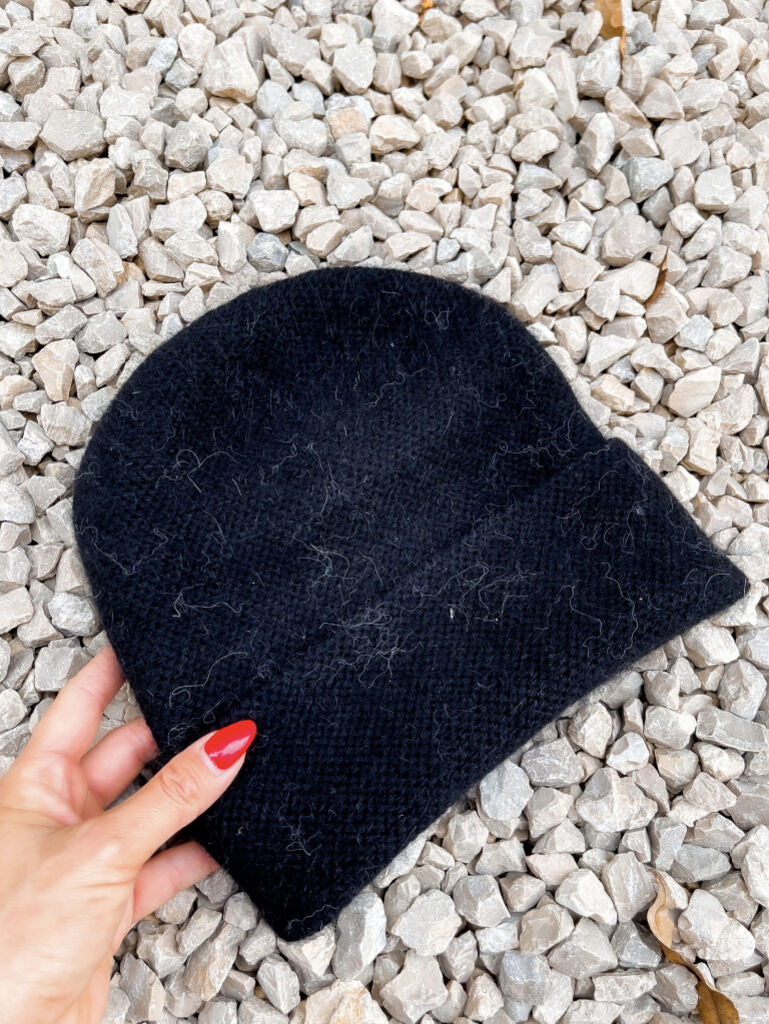 Teplá dámska čiapka NIRA+ - next