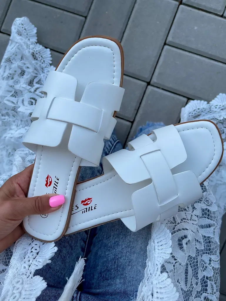 Biele dámske šľapky REMY-