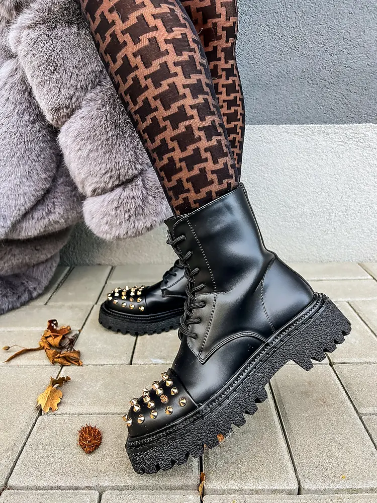 Členkové čižmy zdobené nitmi EMALINE*