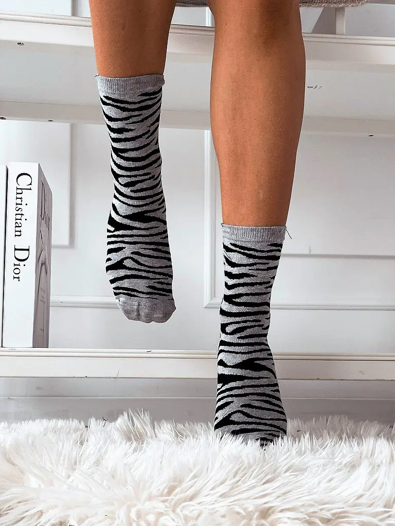 Vzorované ponožky ZEBRA+ - next