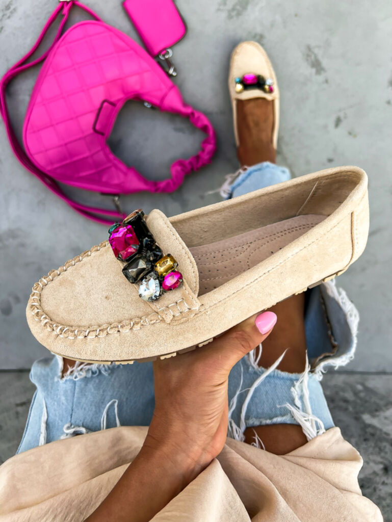 Béžové mokasíny zdobené kamienkami THIYA+