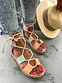 Pestré platformové sandále na viazanie LUXANNA*
