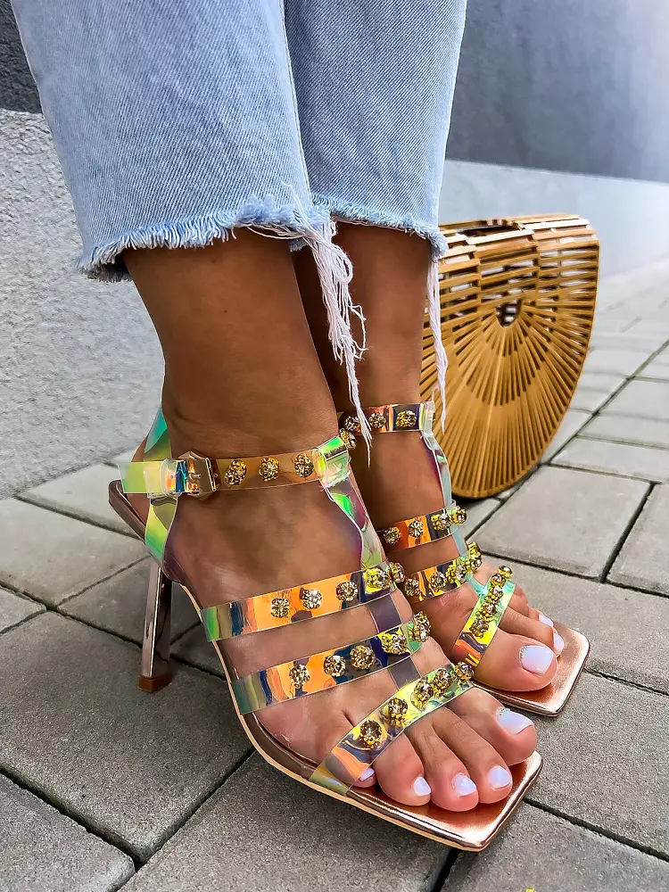 Extravagantné sandále ANABIA- - next