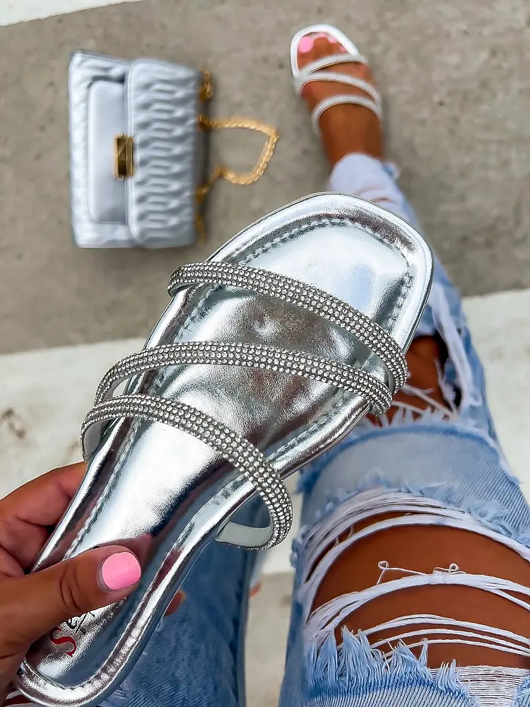 Šľapky zdobené kamienkami KOHANA+