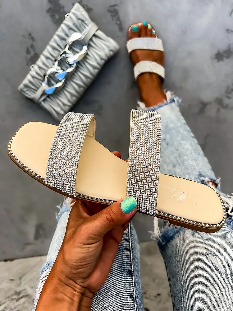 Šľapky zdobené kamienkami ONELLA- - next