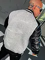 Ležérny baseballový bomber s koženkovými rukávmi+