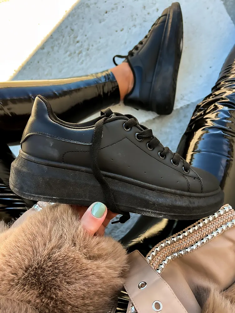 Čierne platformové tenisky CORINA- - next