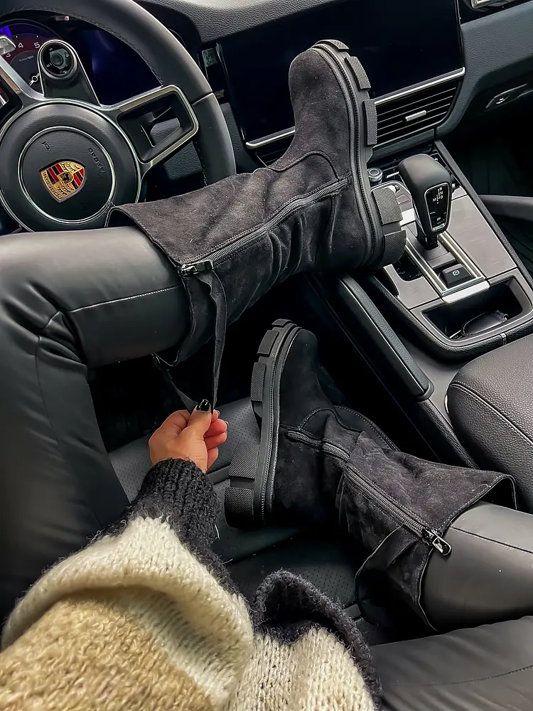 Čierne dámske čižmy LETICIA-