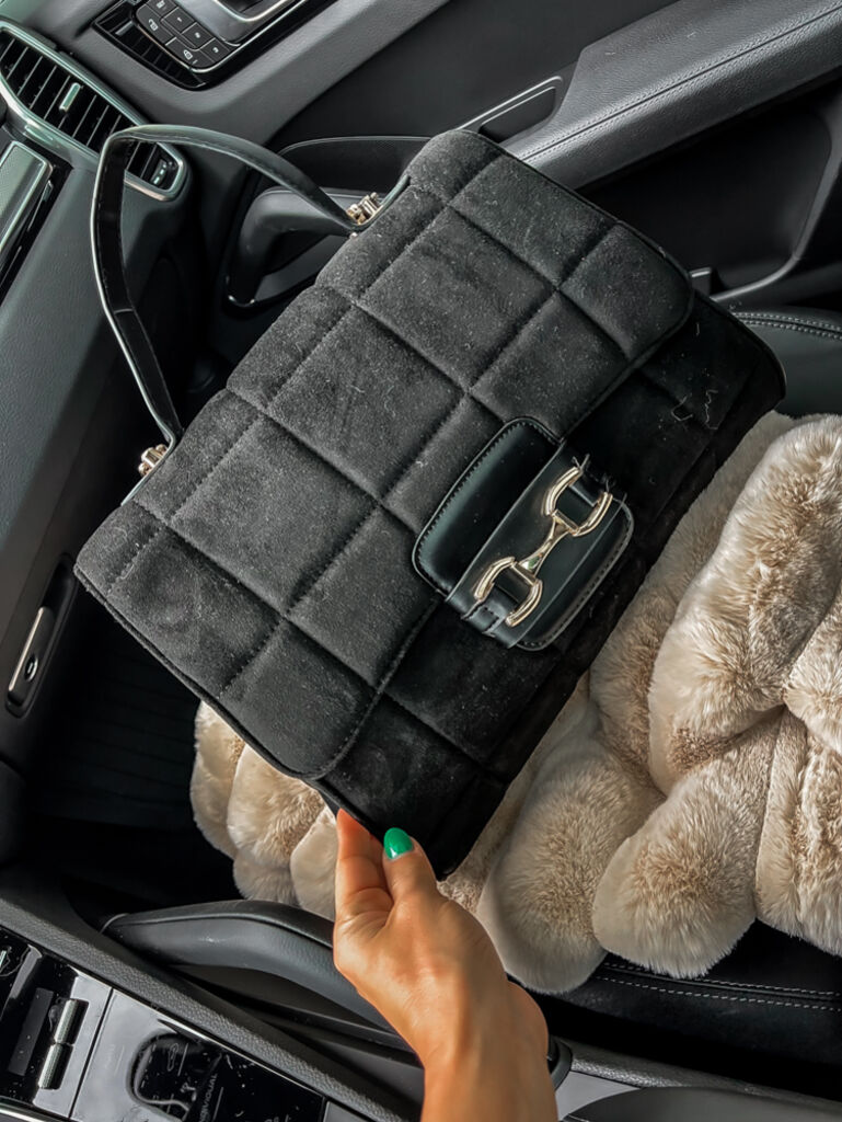 Dámska semišová kabelka CINDY+