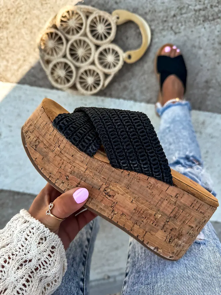 Čierne platformové šľapky DAMARI+ - next