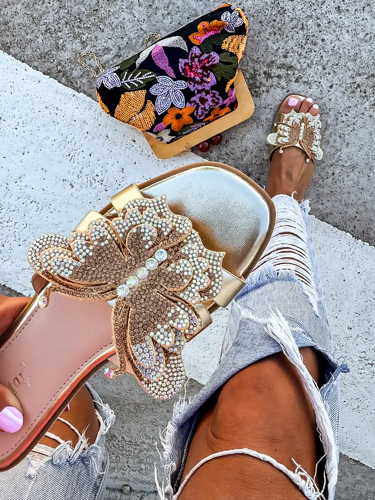 Dámske šľapky zdobené kamienkami LAYLA-