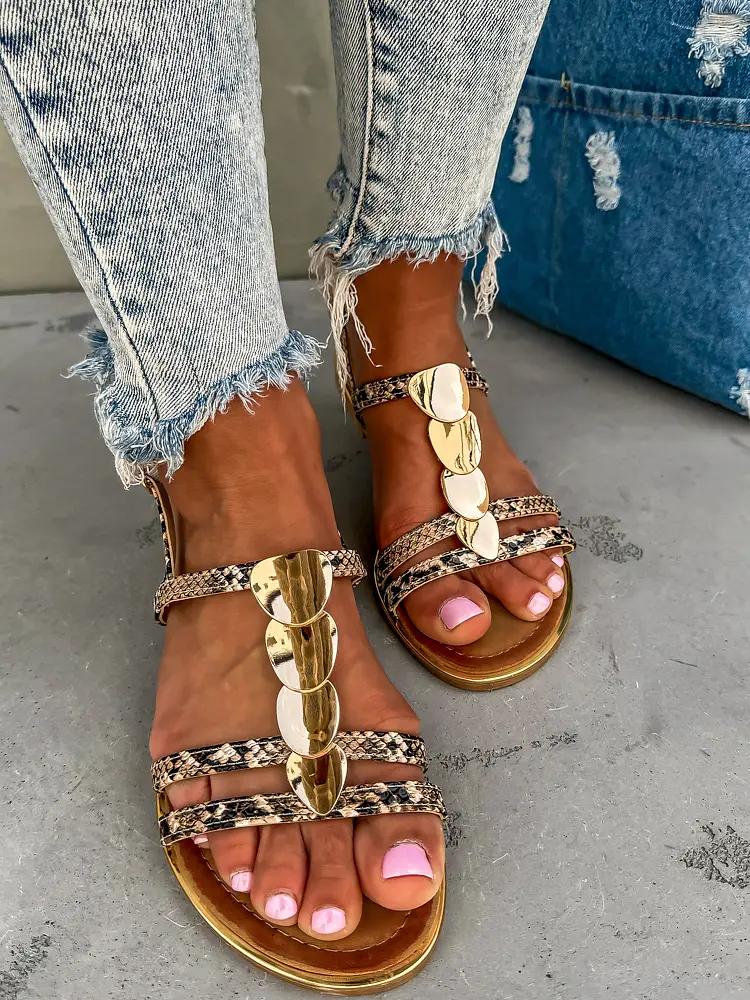 Dámske sandále so zlatou ozdobou JILLIAN+