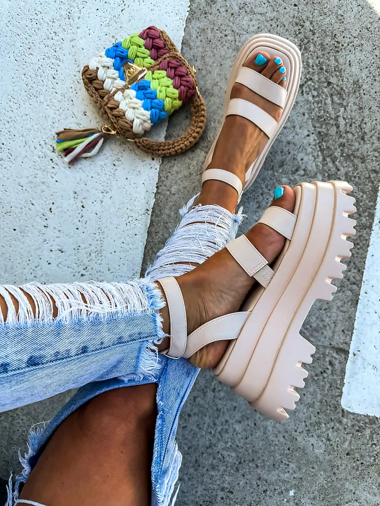 Platformové sandále TAMIA+