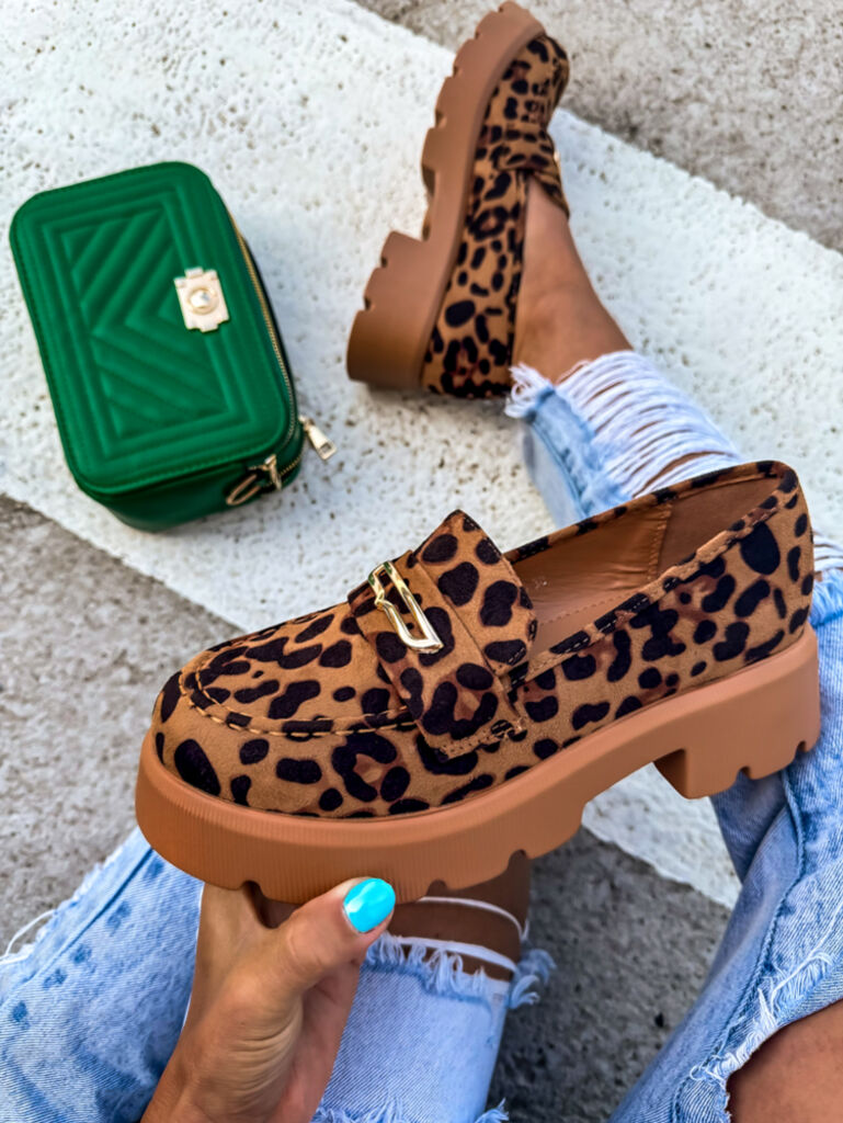 Mokasíny so zlatou ozdobou EDWINA+