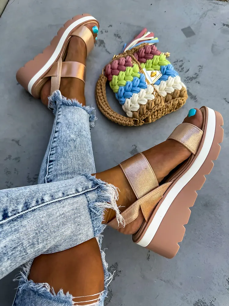 Šampanské sandále na vysokej podrážke KARENA-