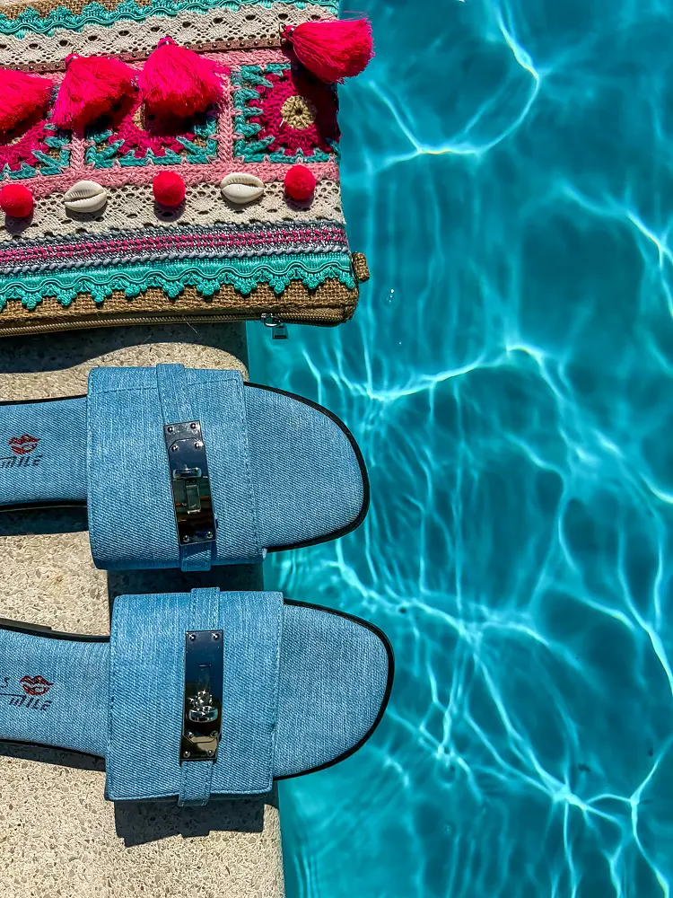 Dámske šľapky so striebornou ozdobou ROMILLA- - next