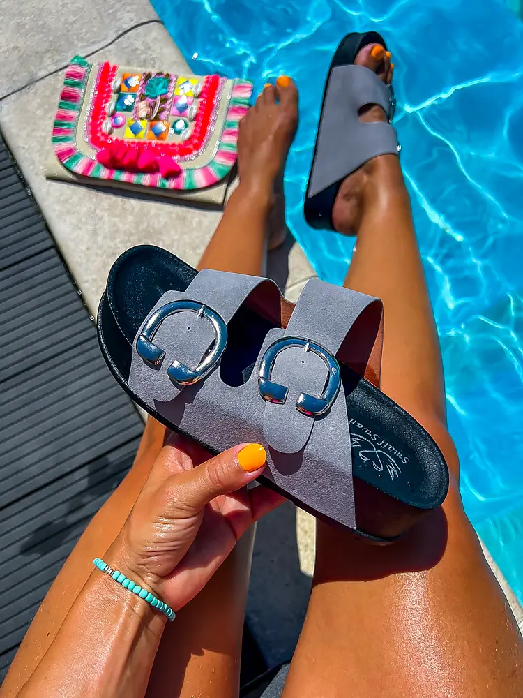 Sivé platformové šľapky VANDA-