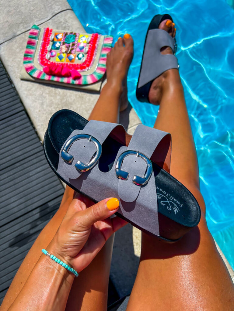 Sivé platformové šľapky VANDA+