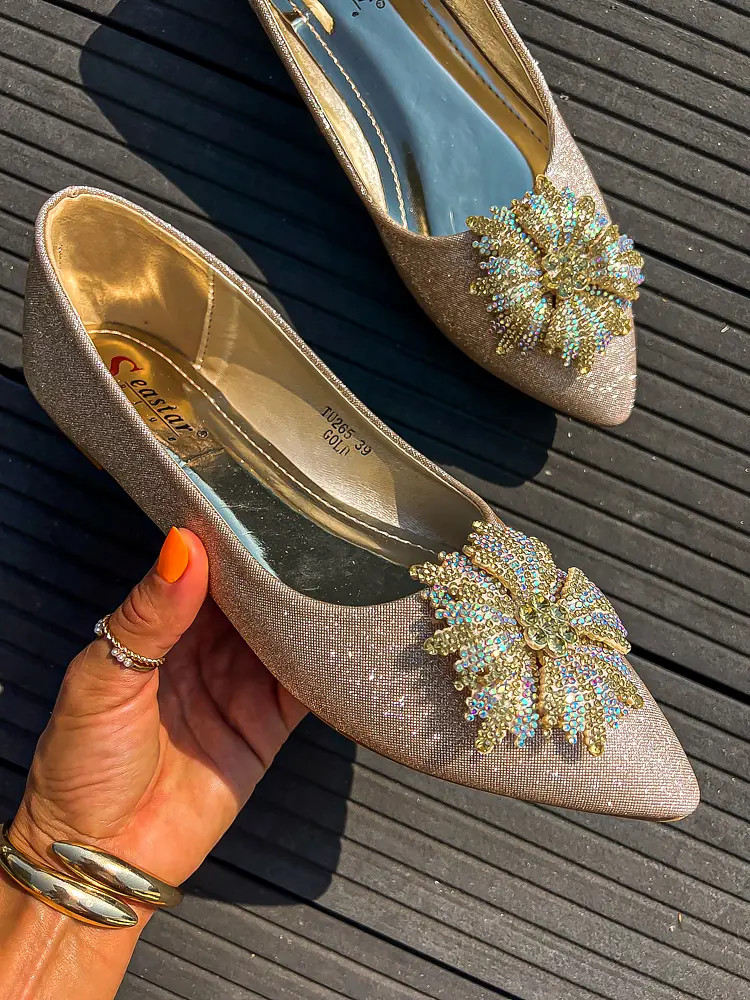 Trblietavé balerínky zdobené kamienkami LAURYNA+