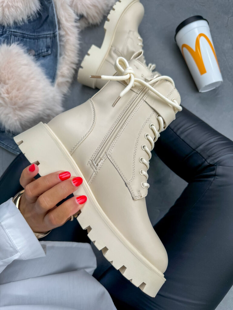 Šnúrovacie členkové čižmy GENESIS+ - next