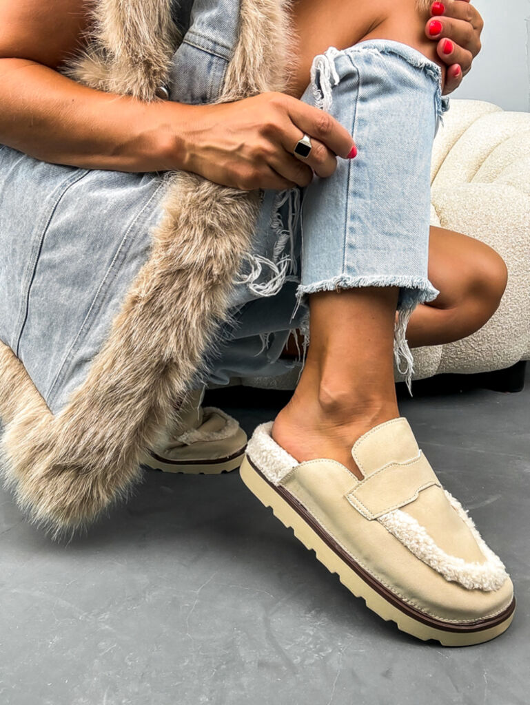 Teplé semišové papuče PAISLEY+ - next