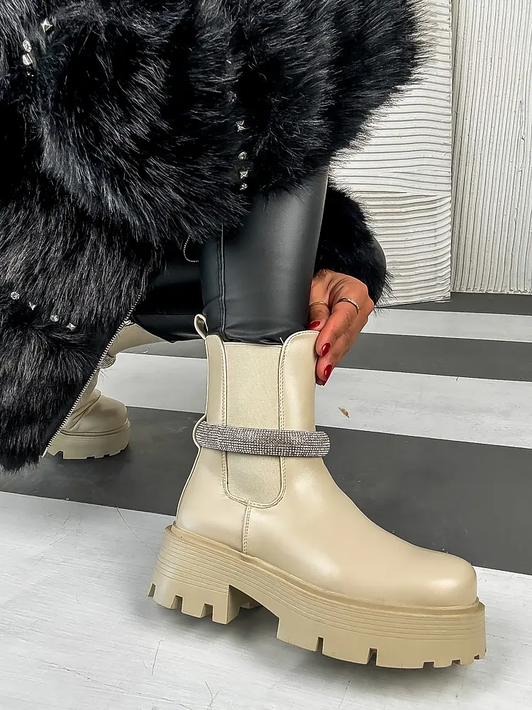 Členkové čižmy so striebornou ozdobou SAIRA+ - next