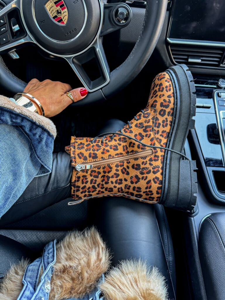 Leopardie členkové šnúrovacie čižmy ARWA+ - next