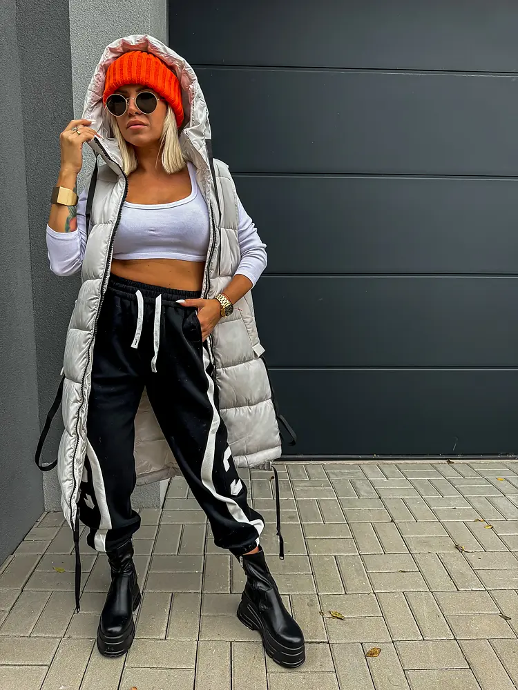 Dlhá prešívaná vesta s kapucňou SOPHIA+ - next