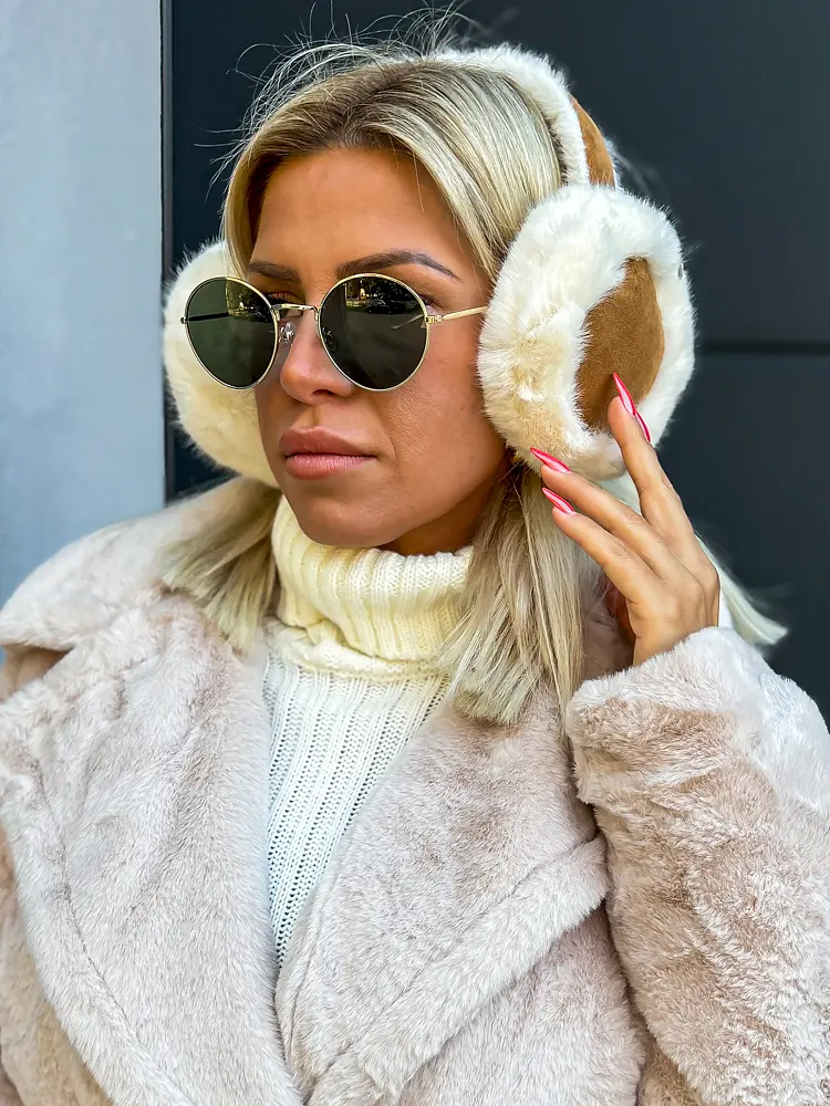 Teplá klapka na uši+