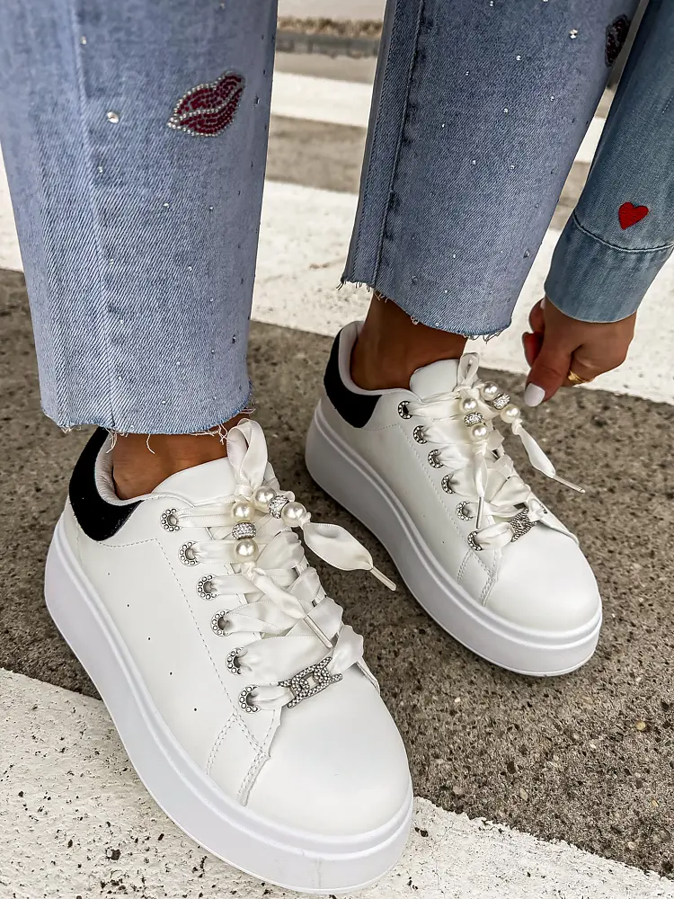 Platformové tenisky zdobené kamienkami ZELINA - next