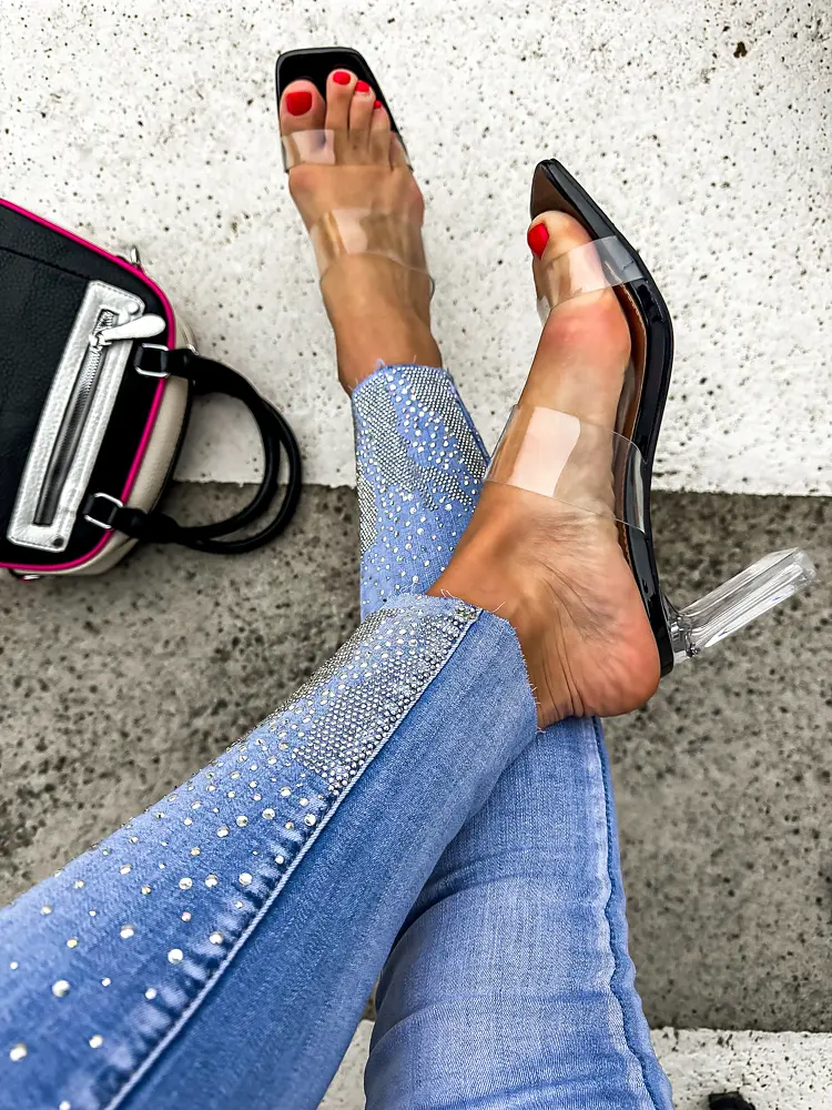 Transparentné sandále LORITA- - next