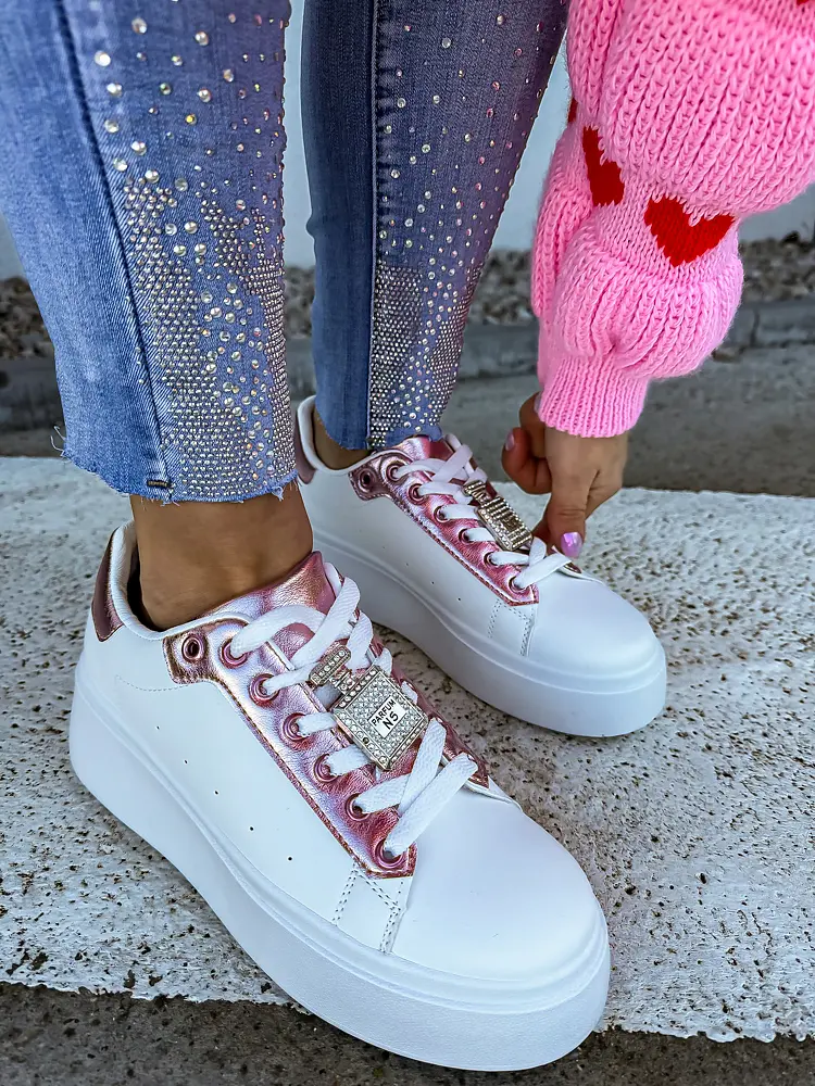 Dámske tenisky so striebornou ozdobou YASMINE- - next