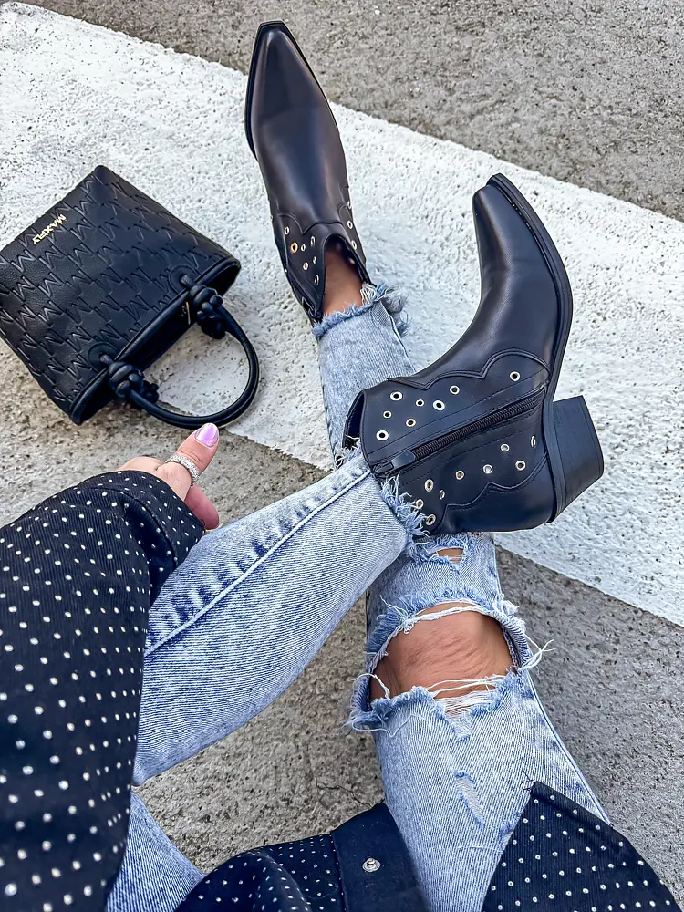 Jarné čižmy zdobené striebornými nitmi VIVIANA - next