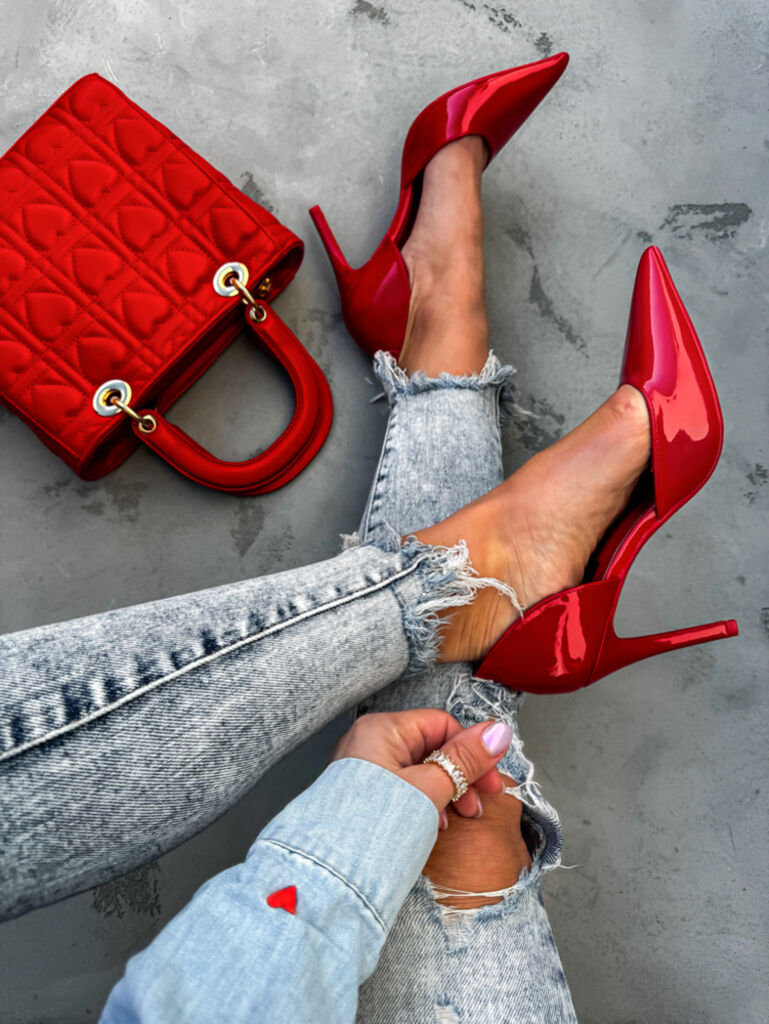 Červené lakované lodičky ATINA