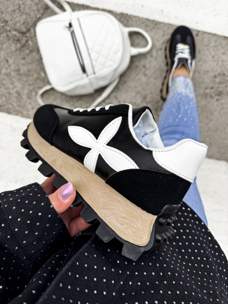 Dámske tenisky so zlatým doplnkom JILIAN - next