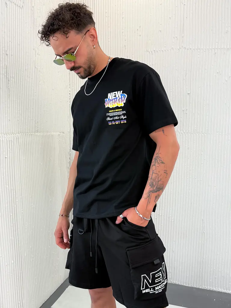 Čierne pánske tričko s potlačou - next