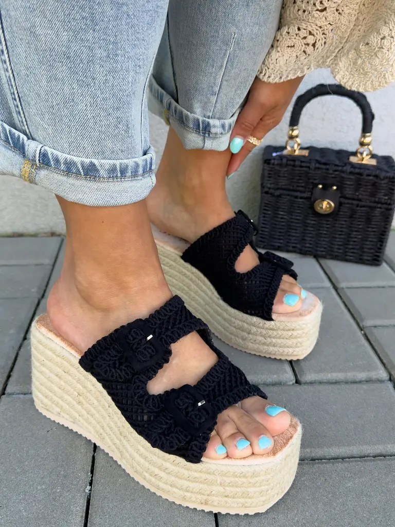 Platformové háčkované šľapky CORALA - next