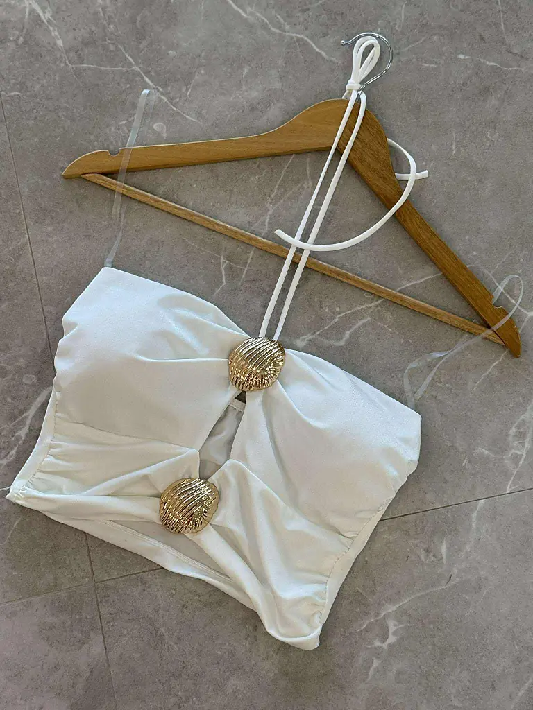 Crop-top na viazanie za krkom s vypchávkami CAMILA