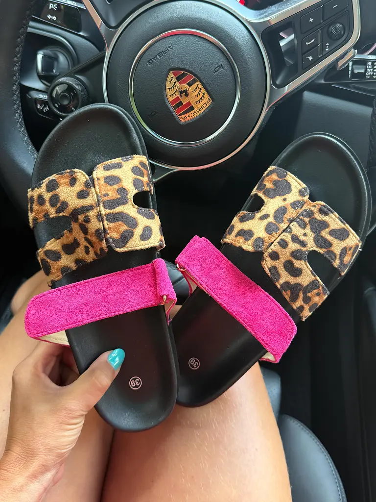 Dámske semišové šľapky MARTHA - next