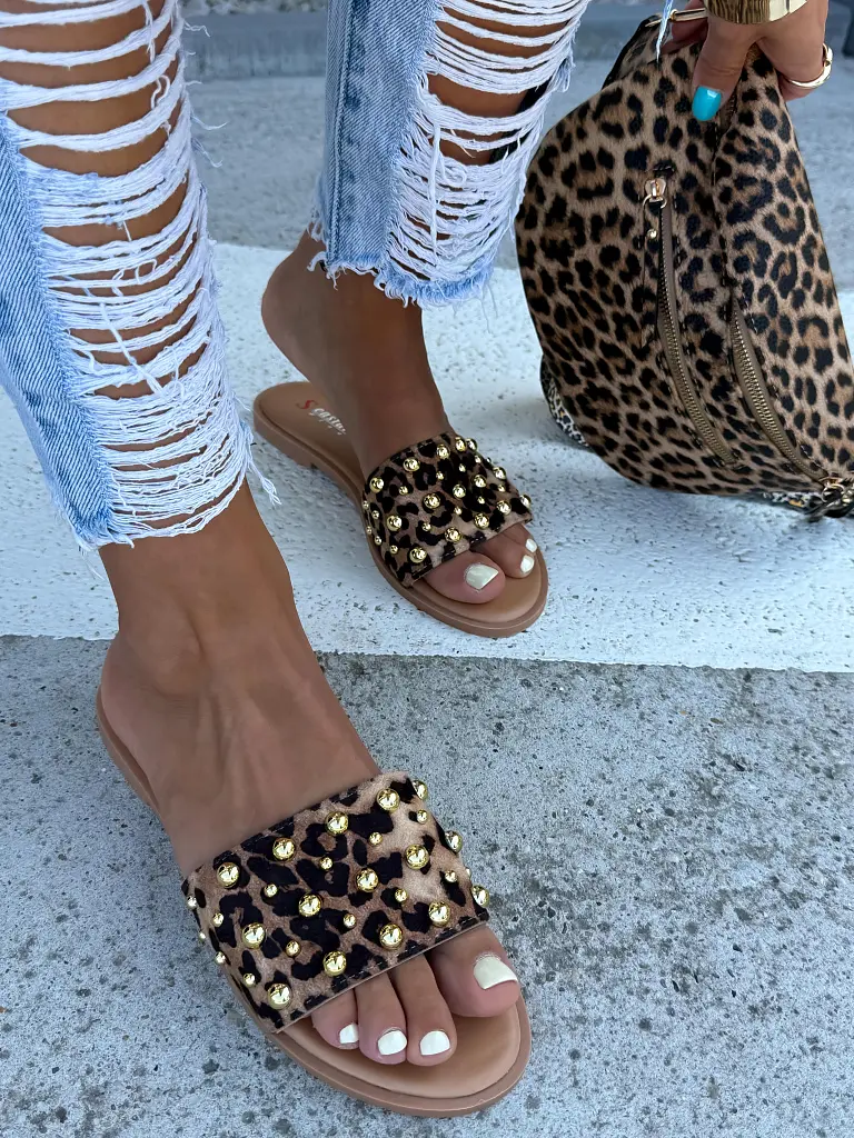 Šľapky so zlatými perličkami RUBY