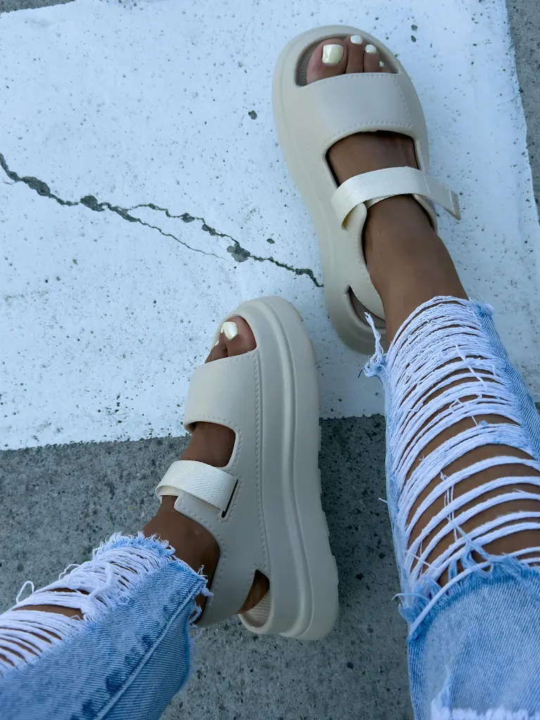 Ultraľahké gumené sandále na suchý zips ZURI- - next