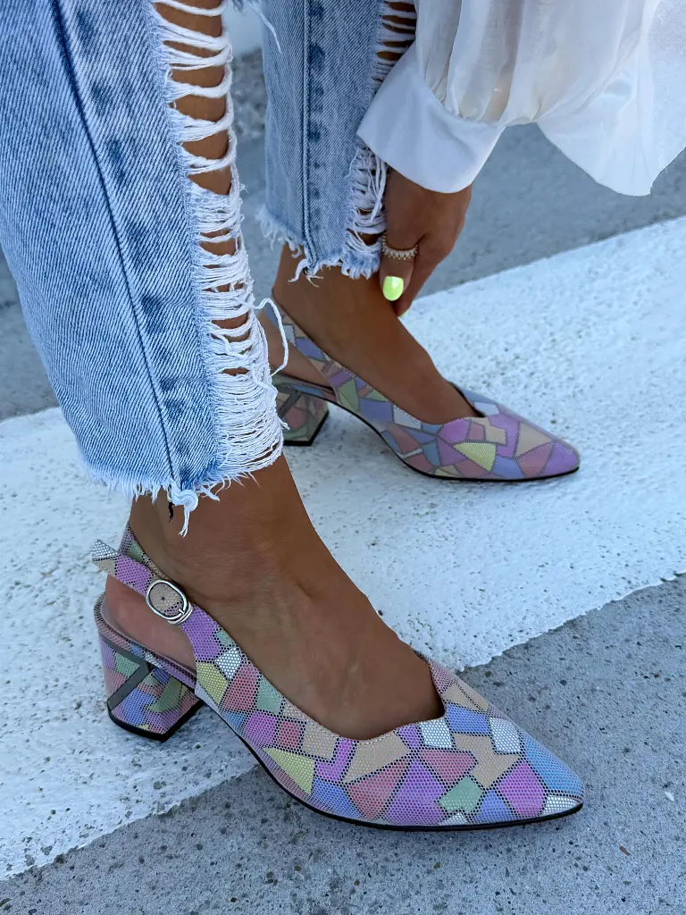 Pestrofarebné sandále NERISSA - next