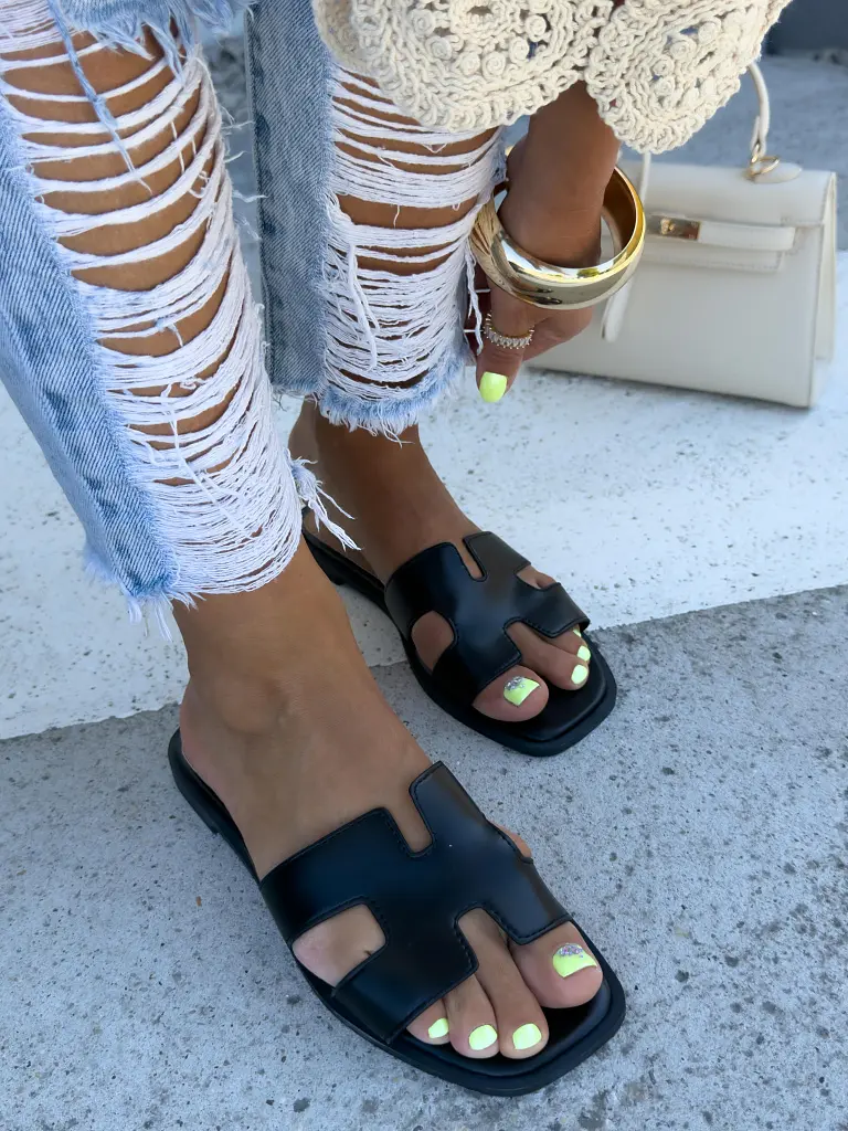 Čierne dámske šľapky MEREDITH- - next