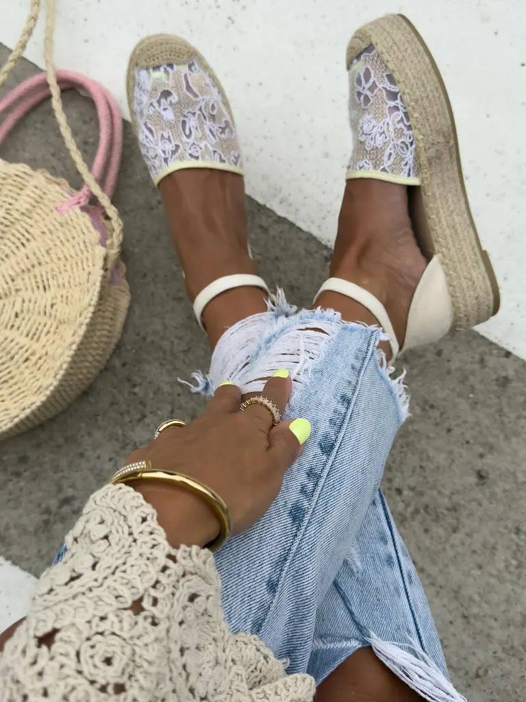 Vyšívané sandále v štýle espadrille KERYNA - next