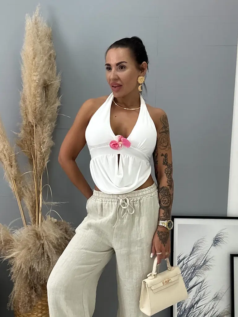 Biely top s vypchávkami ESMA