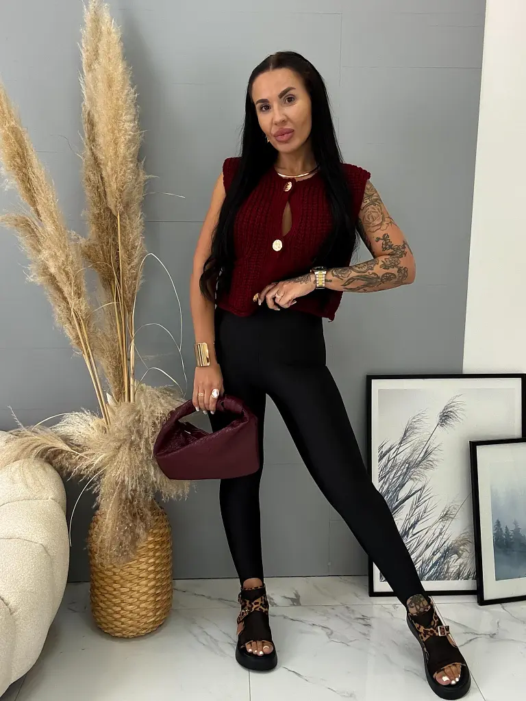 Chunky vesta so zlatými gombíkmi MERINA+ - next