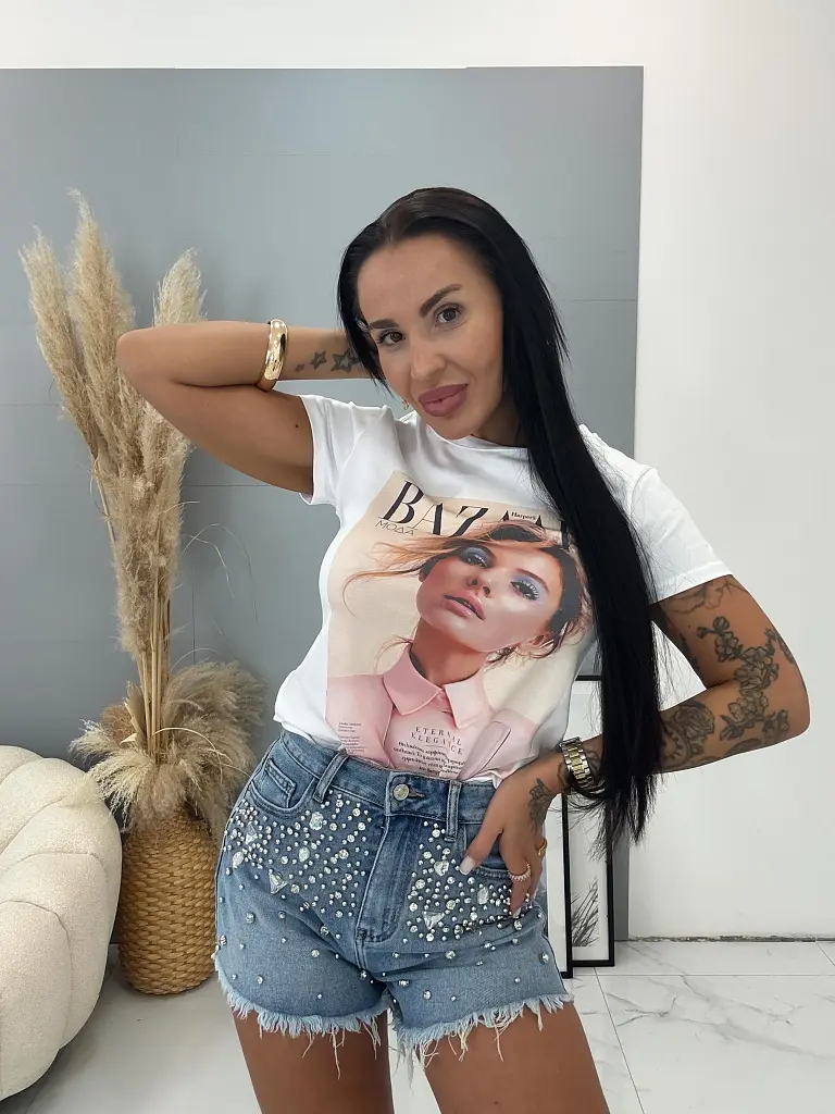 Biele tričko s potlačou LEYLA