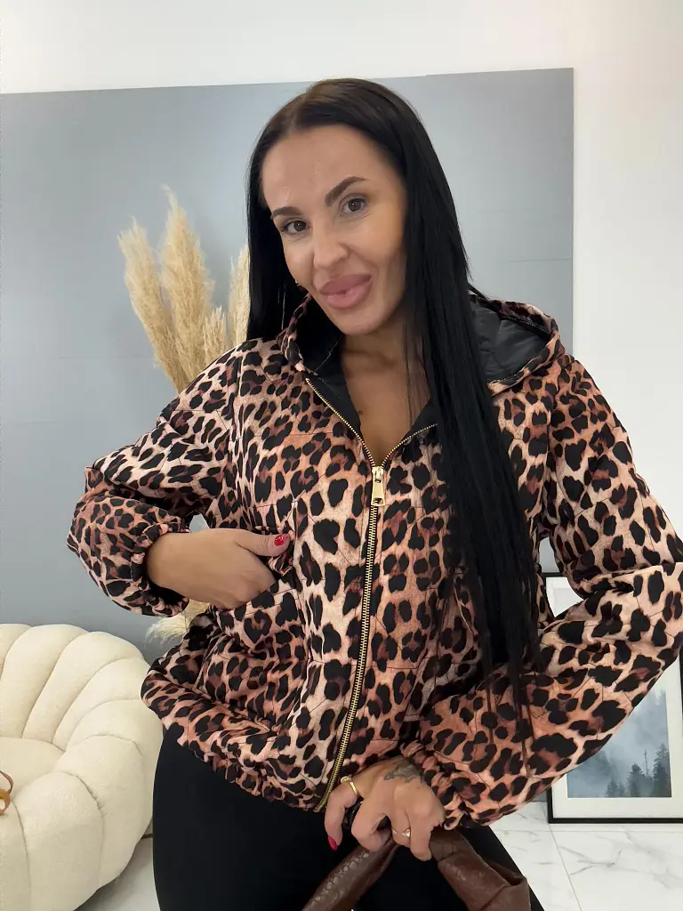 Prechodný leopardí bomber kabát PATTY+