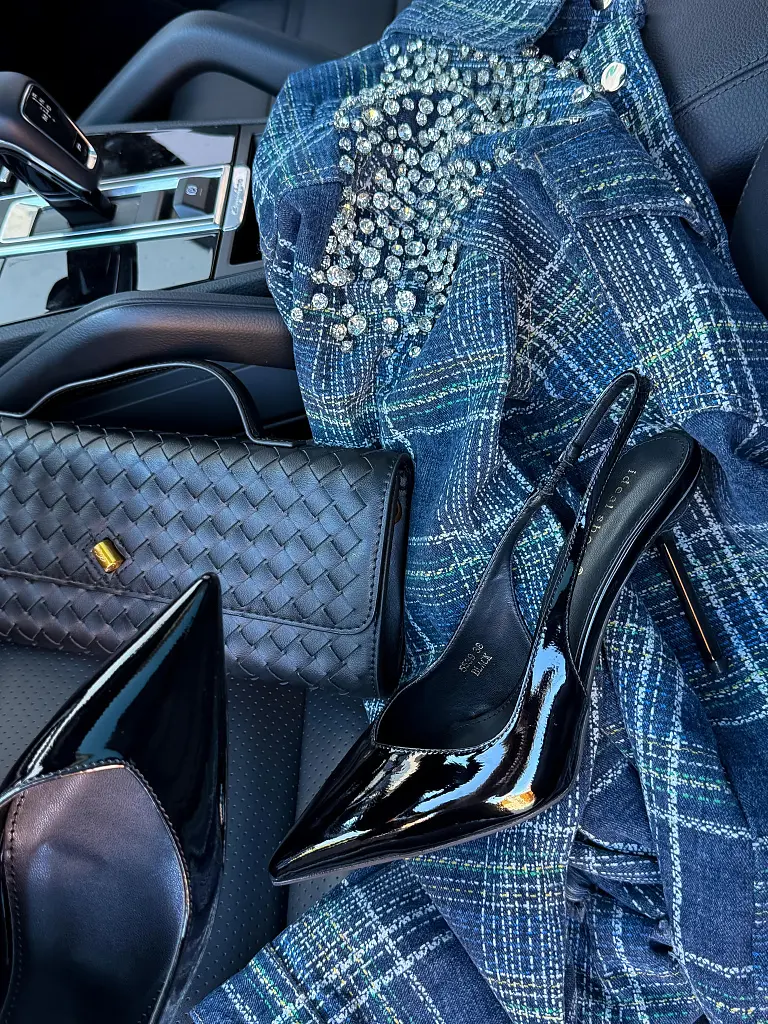 Čierne sandále CARMINE - next